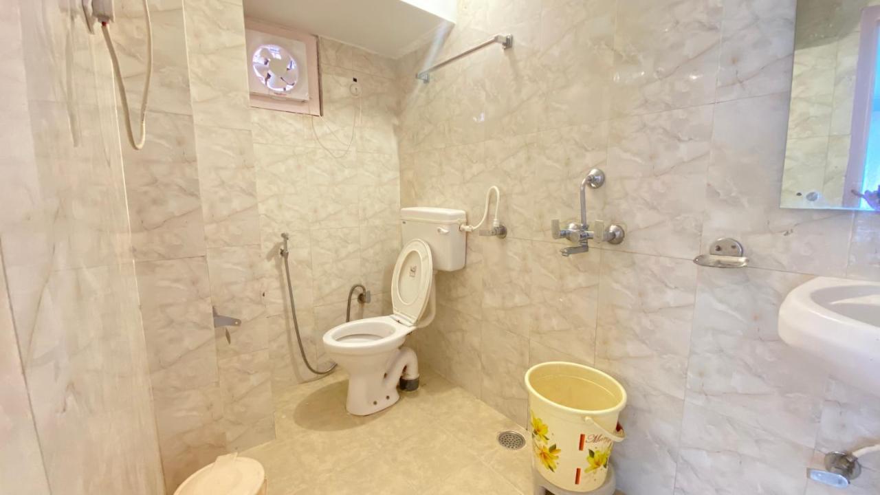 Hotel Meadows View, Near Mall Road Manali Esterno foto
